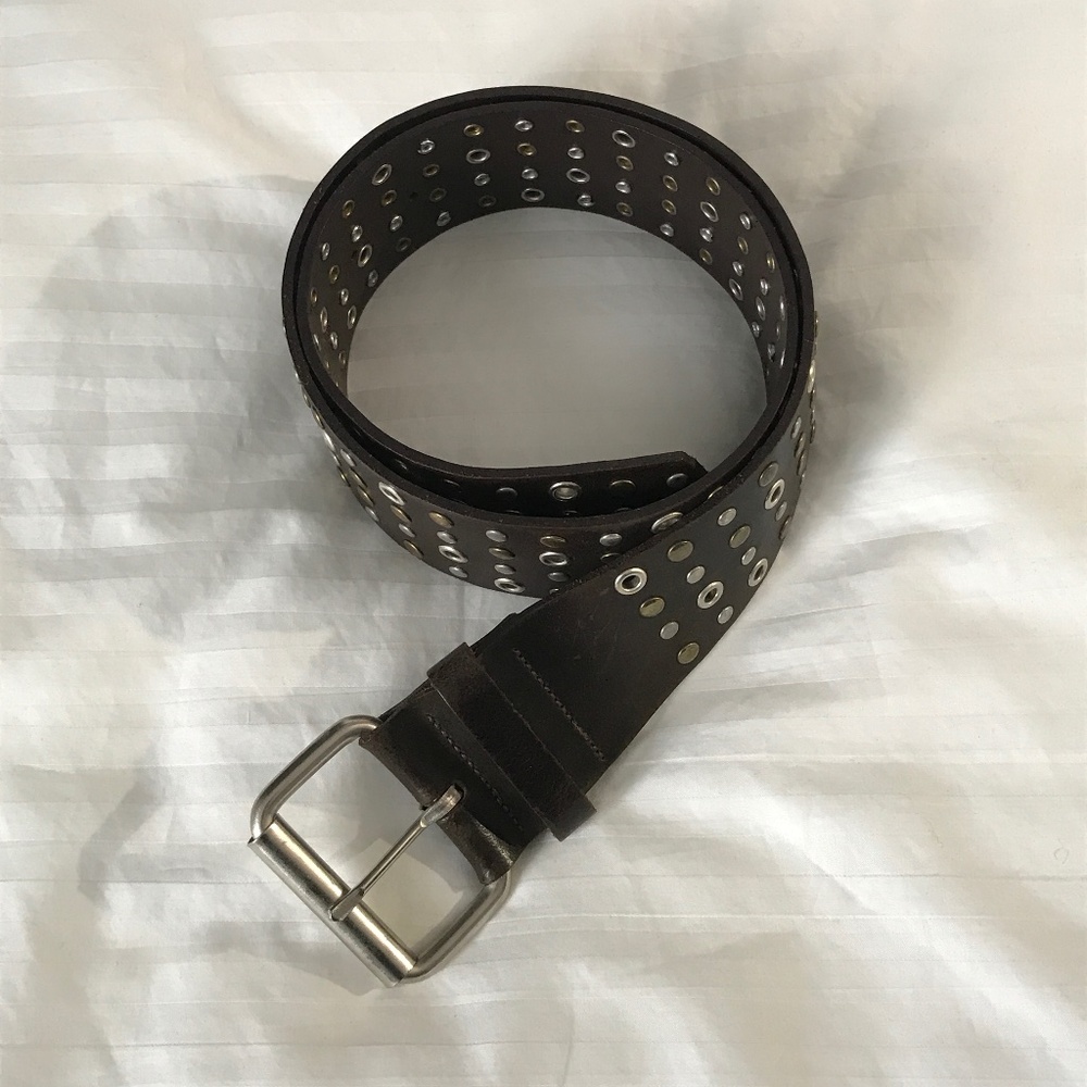 Hipwear - Stud Dark Brown Leather  Belt